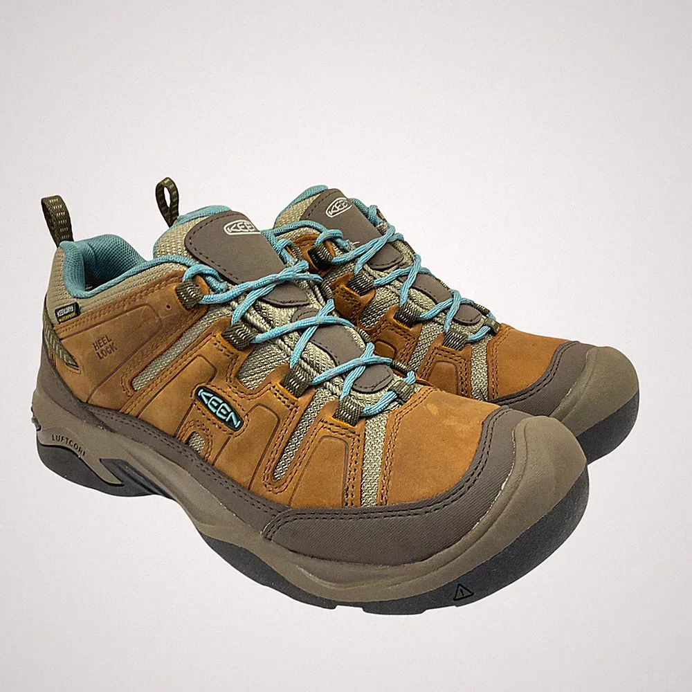 KEEN Women's Low-Cut Circadia WP Casual Hiking Shoes Brown/Turquoise Size 9M